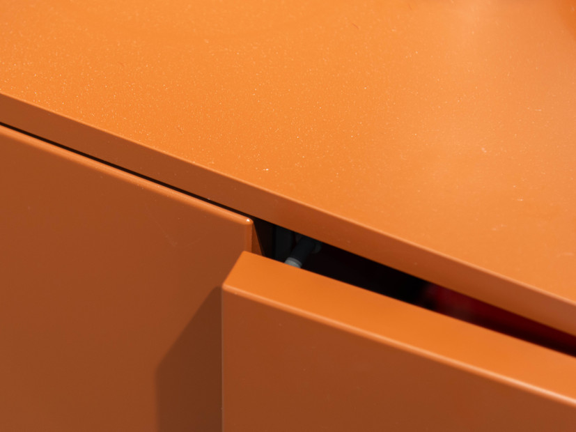 Living SIDEBOARD 3