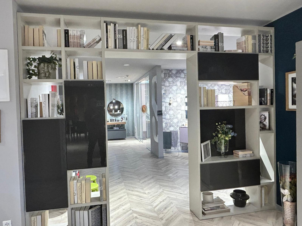 Living MOTUS LIVING 1