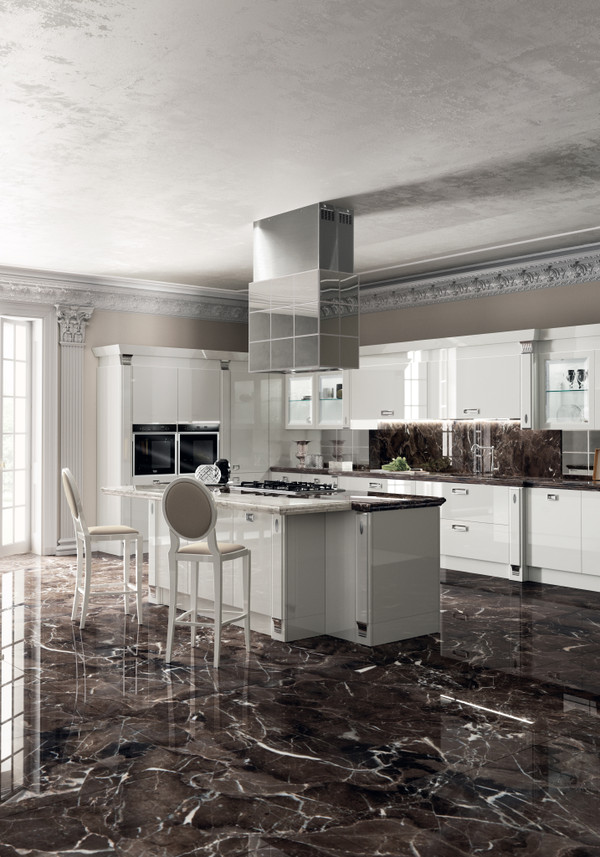  带Stopsol反射玻璃斜边镜子面板的抽油烟机 