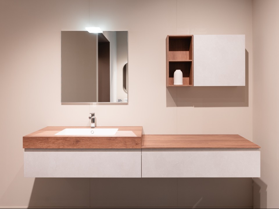 Bagno JUNO 1