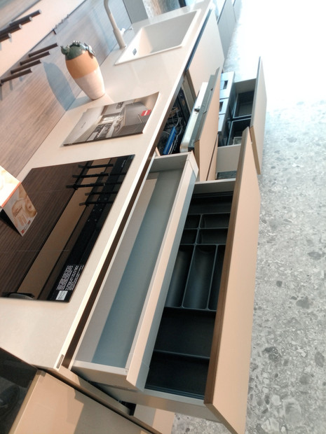 DELINEA 3