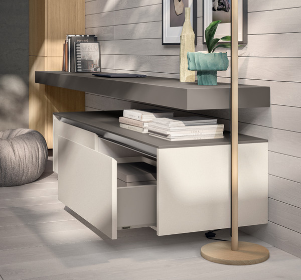 起居室悬挂式台面 &nbsp;