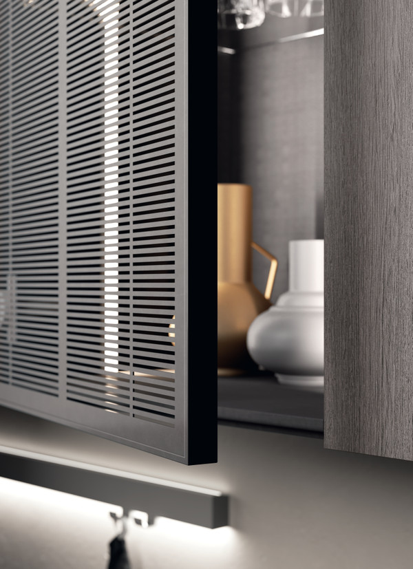 用于吊柜的带Linear和Round金属网框架门板 &nbsp;