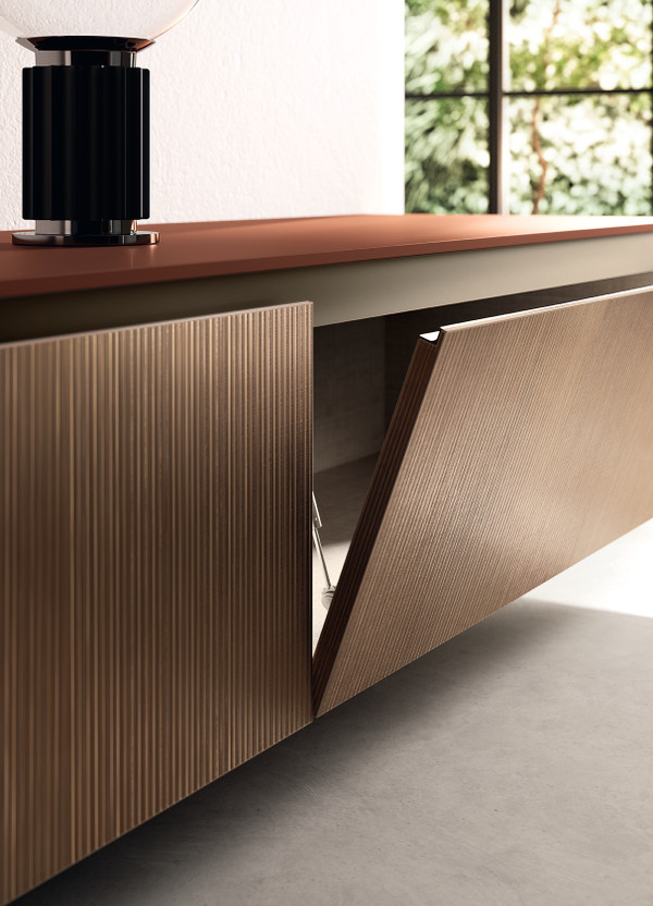 带板条的三聚氰胺饰面