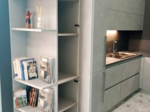 FOODSHELF INSIDE