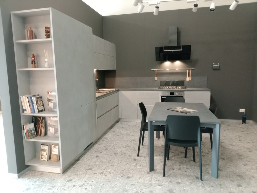 FOODSHELF INSIDE 4