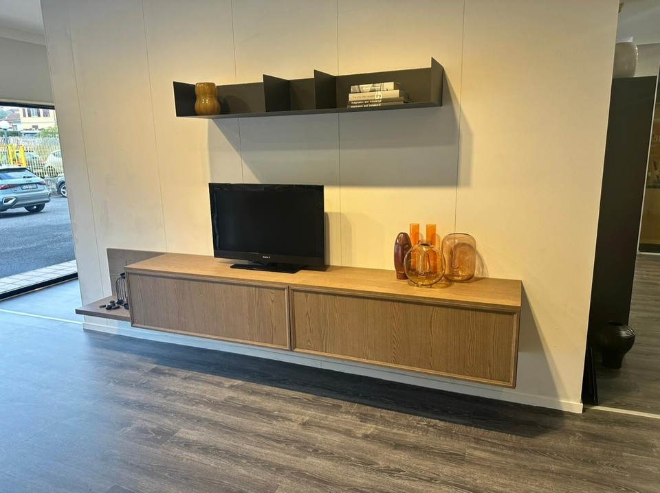 Living POETICA LIVING 1