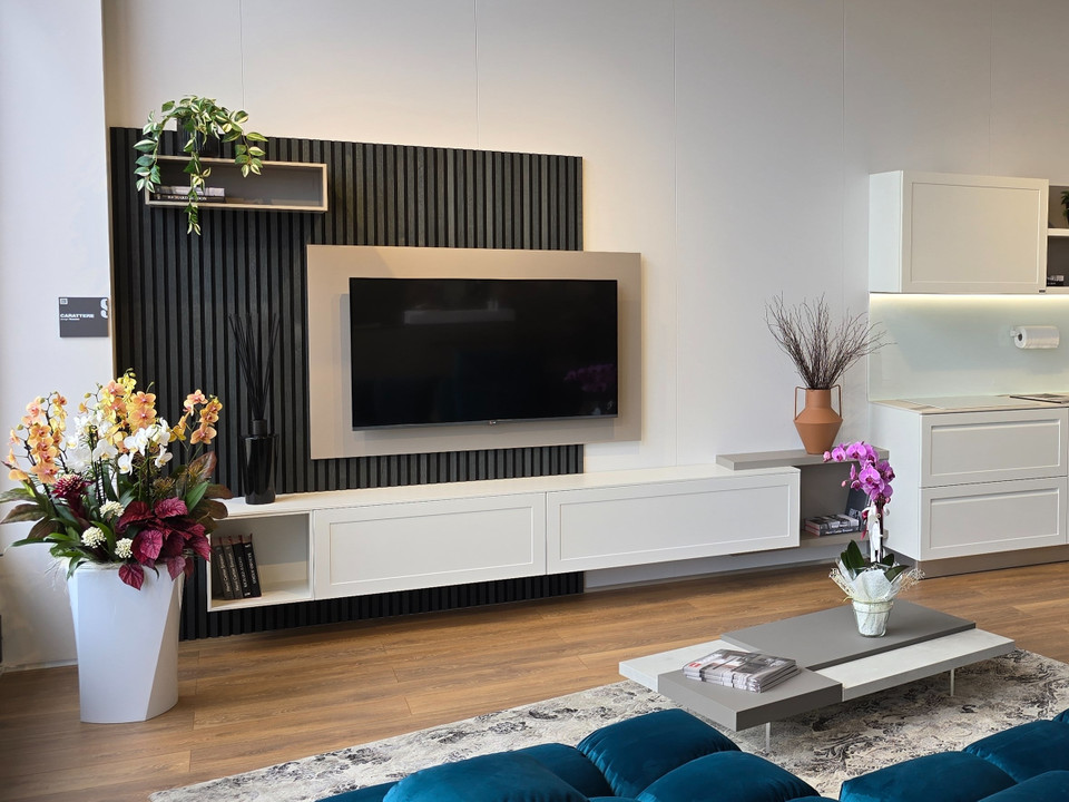 Living CARATTERE LIVING 1