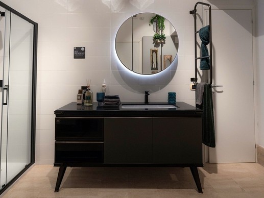 DIESEL OPEN WORKSHOP BATHROOM