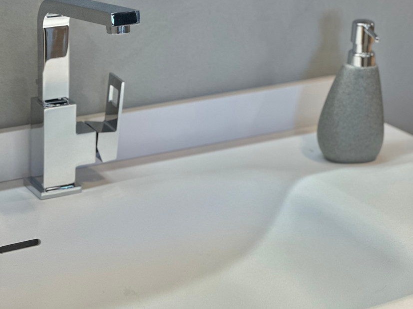 DANDY PLUS BATHROOM 4