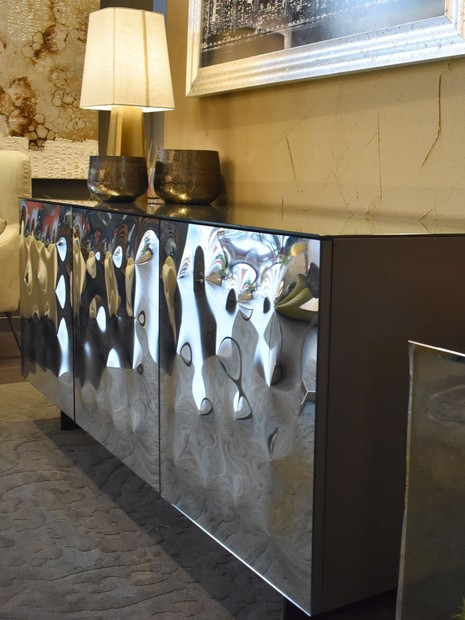 Living SIDEBOARD 3