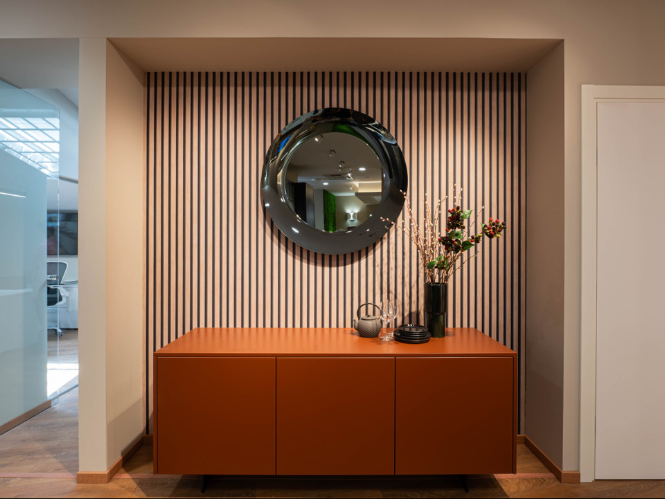 Living SIDEBOARD 1