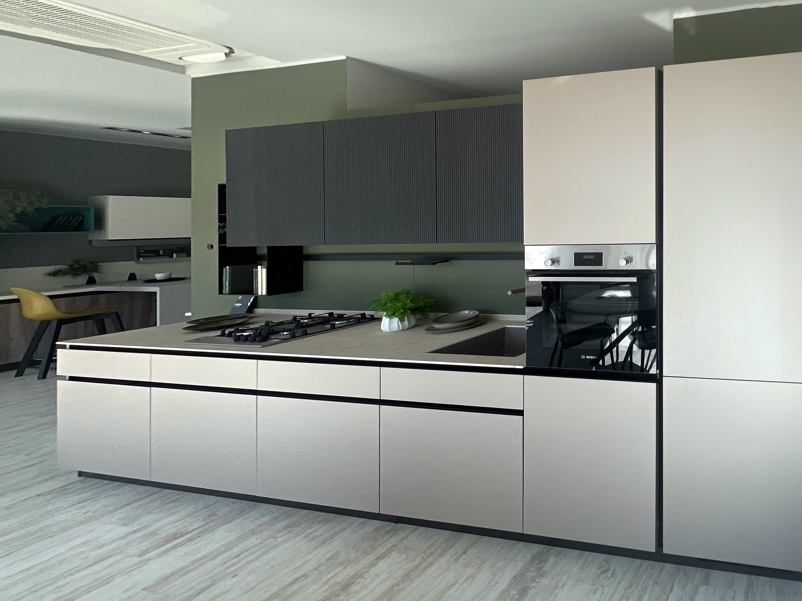 Urban BVA in laminato – Cucina Comacchio